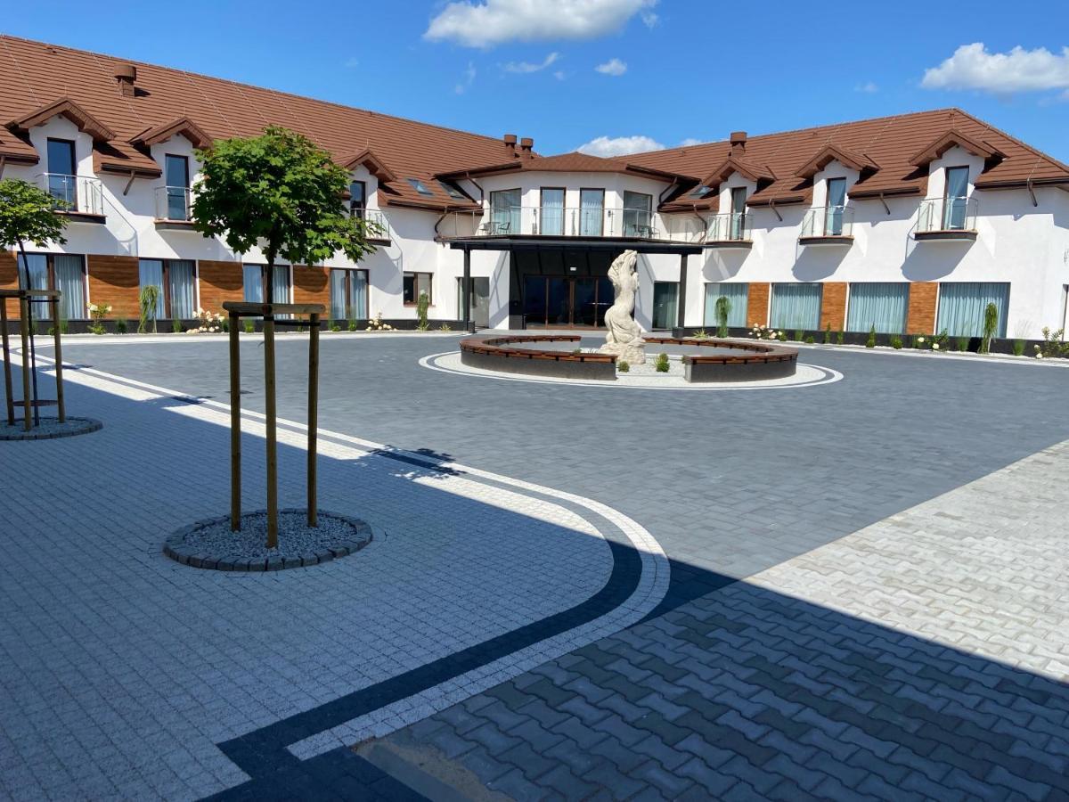 פשאסניש Hotel Sebory מראה חיצוני תמונה